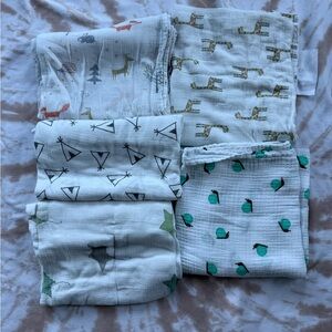 Bundle of 5 Soft Muslin Swaddle Blanket